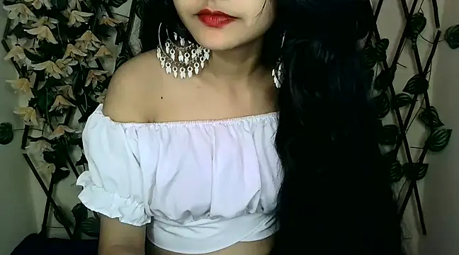 SUZY FROMUS online show from February 2, 2025, 9:56 pm