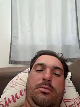 augusto3040 online show from March 4, 2025, 5:03 pm