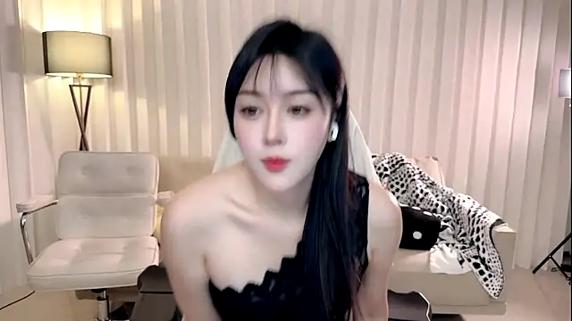 K-moumou online show from September 25, 2025, 3:38 pm