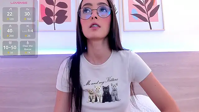 nataliiiiia online show from December 3, 2025, 11:52 am