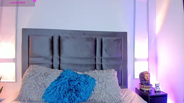 EmmaBecket2 online show from February 11, 2025, 3:40 am