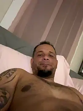 kelin17 online show from October 5, 2025, 7:56 pm