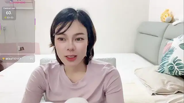 Snapshot of Linda-LL chatting on April 21, 2026, 10:54 am Linda-LL online show from April 21, 2026, 10:54 am