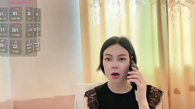 Snapshot of Linda-LL chatting on May 15, 2026, 4:52 am Linda-LL online show from May 15, 2026, 4:52 am