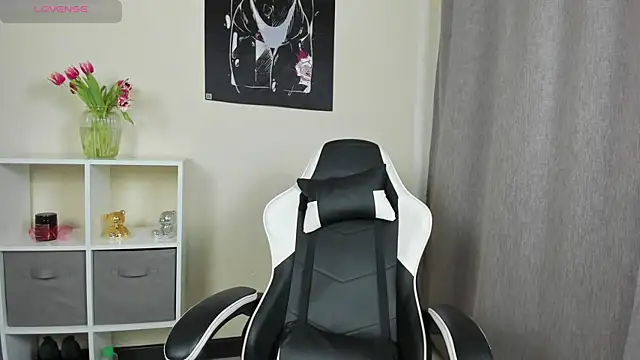 Eva toy online show from March 13, 2025, 9:21 am