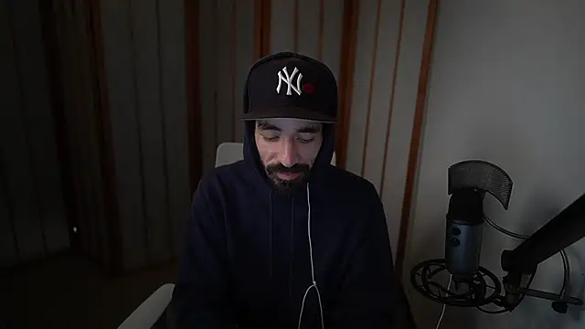 Your Ice cream online show from December 5, 2025, 1:09 pm