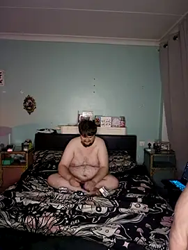 kira 132 online show from October 12, 2025, 12:20 am