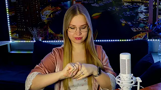 pusyavykusya online show from February 17, 2025, 8:26 pm