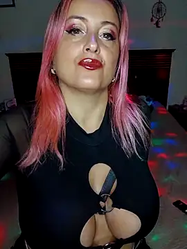 DesireSatler online show from May 3, 2026, 3:34 am