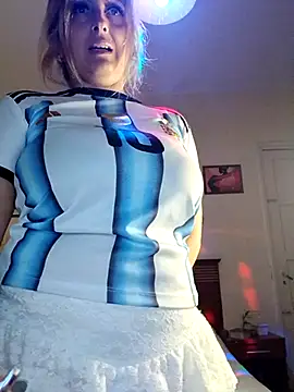 Snapshot of DesireSatler chatting on June 28, 2026, 10:05 pm DesireSatler online show from June 28, 2026, 10:05 pm