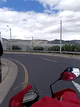 your red rose  online show from January 26, 2025, 3:14 pm