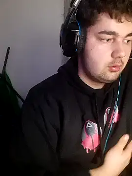 joystick2006 online show from December 5, 2024, 7:06 pm