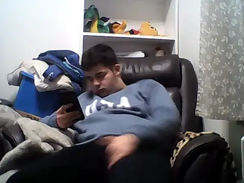 joystick2006 online show from January 11, 2025, 7:49 pm