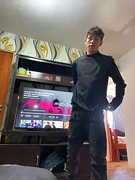 LatinBoysxxx online show from March 17, 2026, 6:33 pm