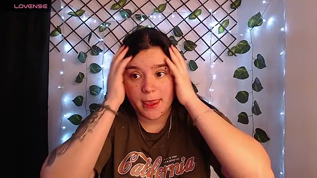 Nika 1  online show from April 18, 2026, 12:58 am