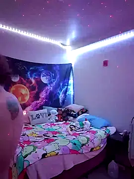 thatonespicychick online show from January 5, 2025, 4:14 am