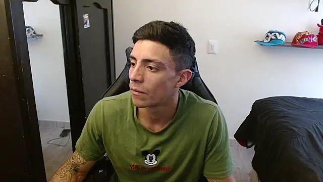 Snapshot of kv___xxx_ chatting on November 11, 2025, 5:13 pm kv xxx online show from November 11, 2025, 5:13 pm