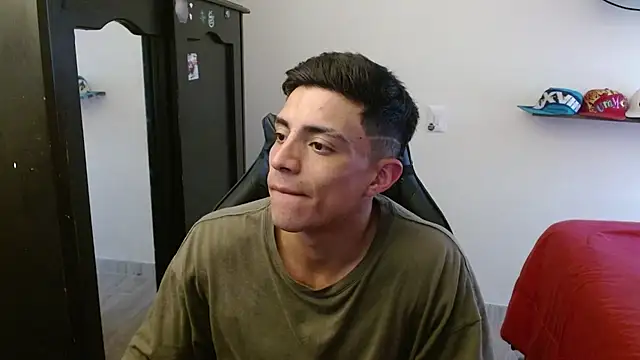 Snapshot of kv___xxx_ chatting on November 24, 2025, 5:01 pm kv xxx online show from November 24, 2025, 5:01 pm