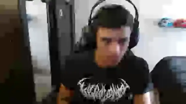 Snapshot of kv___xxx_ chatting on December 16, 2025, 8:25 pm kv xxx online show from December 16, 2025, 8:25 pm