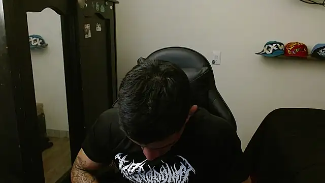 Snapshot of kv___xxx_ chatting on December 21, 2025, 11:45 pm kv xxx online show from December 21, 2025, 11:45 pm