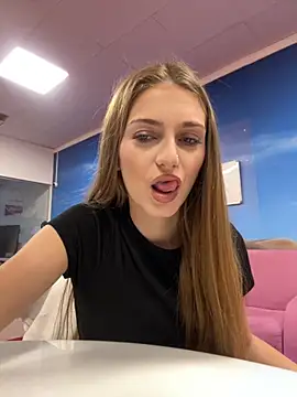 AdissonLane online show from September 22, 2025, 4:20 pm