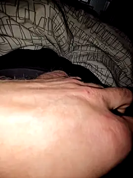 Snapshot of Landryyyyy chatting on March 23, 2025, 6:47 am Landryyyyy online show from March 23, 2025, 6:47 am