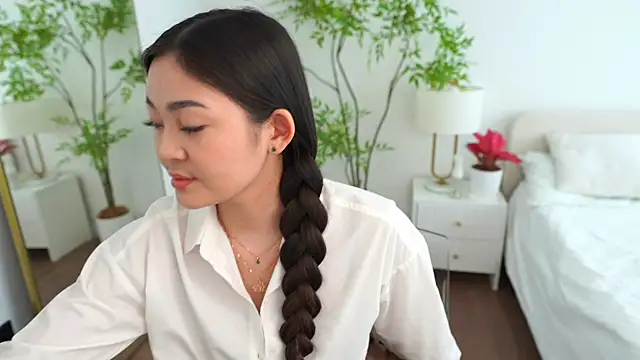 Peopleneedlove144 online show from March 5, 2026, 10:44 am