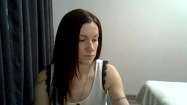 Snapshot of jainesummer chatting on December 16, 2024, 9:46 am jainesummer online show from December 16, 2024, 9:46 am