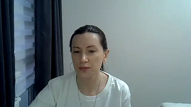 Snapshot of jainesummer chatting on December 23, 2024, 10:53 am jainesummer online show from December 23, 2024, 10:53 am