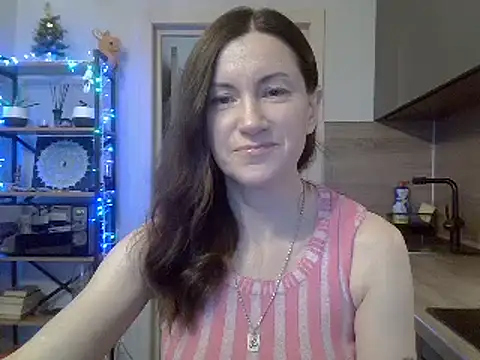 Snapshot of jainesummer chatting on December 26, 2024, 7:24 am jainesummer online show from December 26, 2024, 7:24 am