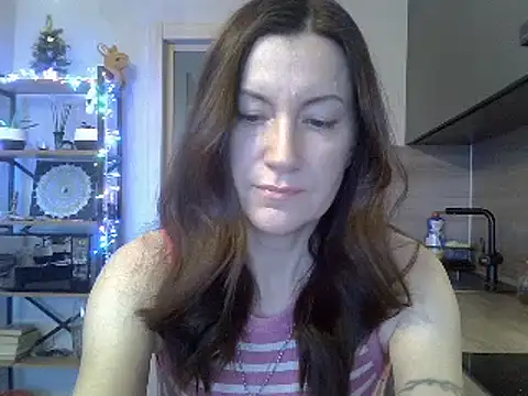 Snapshot of jainesummer chatting on December 26, 2024, 10:26 am jainesummer online show from December 26, 2024, 10:26 am