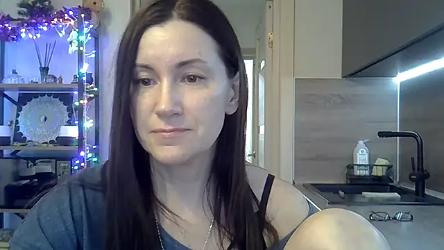 Snapshot of jainesummer chatting on January 28, 2025, 10:45 am jainesummer online show from January 28, 2025, 10:45 am