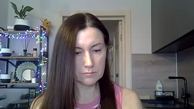 Snapshot of jainesummer chatting on February 10, 2025, 7:47 am jainesummer online show from February 10, 2025, 7:47 am