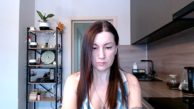 Snapshot of jainesummer chatting on February 18, 2025, 7:21 am jainesummer online show from February 18, 2025, 7:21 am