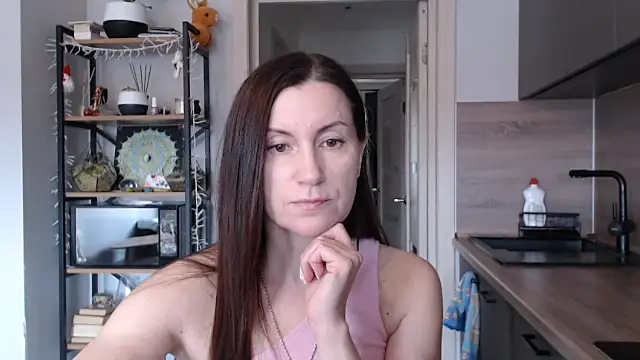 Snapshot of jainesummer chatting on March 11, 2025, 10:51 am jainesummer online show from March 11, 2025, 10:51 am