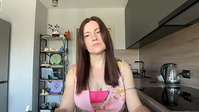 Snapshot of jainesummer chatting on September 10, 2025, 8:25 am jainesummer online show from September 10, 2025, 8:25 am