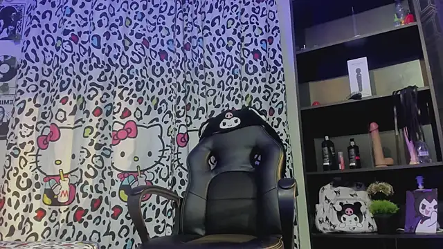 Snapshot of yulianademond66 chatting on October 25, 2025, 12:07 am yulianademond66 online show from October 25, 2025, 12:07 am