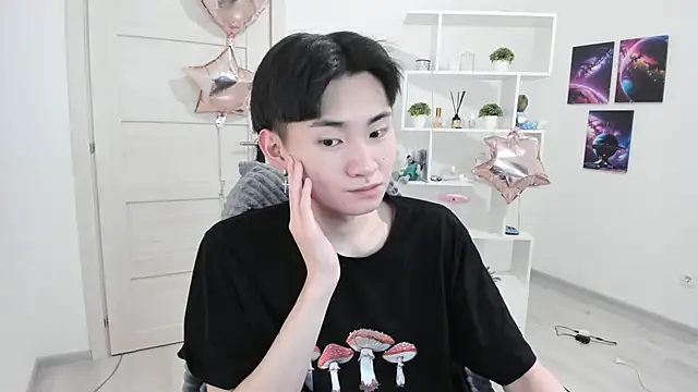 Miram Yu online show from February 22, 2025, 9:15 pm