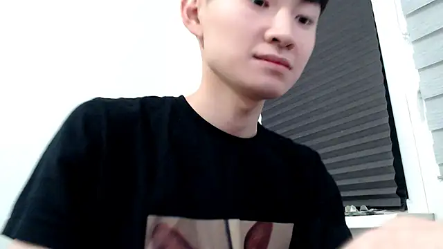 Miram Yu online show from October 1, 2025, 6:03 pm