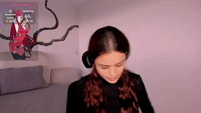 HannaRhodes online show from February 13, 2025, 8:55 pm