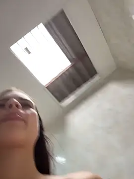 HannaRhodes online show from October 12, 2025, 1:21 pm