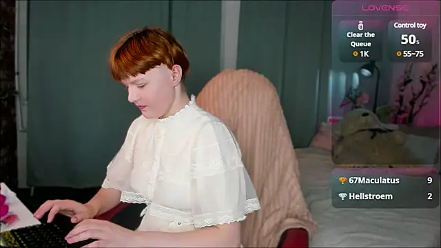 DreamyLuna online show from January 23, 2025, 11:58 pm