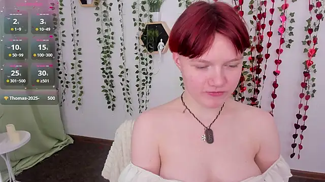 DreamyLuna online show from March 9, 2025, 12:10 am