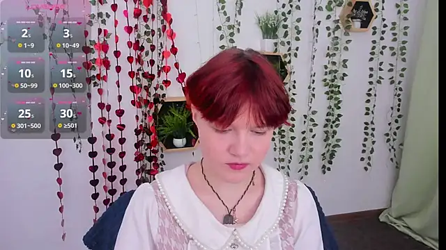 DreamyLuna online show from March 9, 2025, 8:42 pm