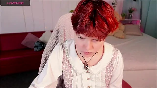 DreamyLuna online show from March 13, 2025, 8:43 pm