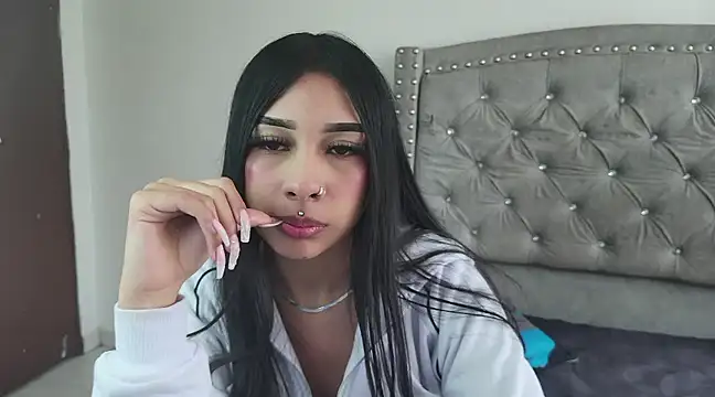 Nesuko kamado  online show from March 8, 2025, 2:51 pm