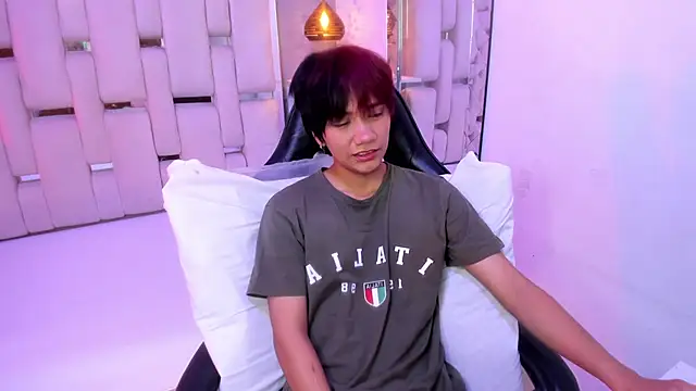 Eriol  online show from September 24, 2025, 12:19 pm