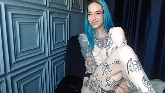 Snapshot of RavenryderUK chatting on April 23, 2026, 9:41 am RavenryderUK online show from April 23, 2026, 9:41 am