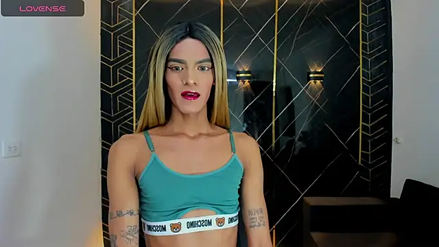 Isabella stanford2 online show from December 28, 2024, 4:08 am