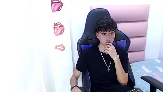 johnny cagee online show from December 4, 2024, 6:44 am